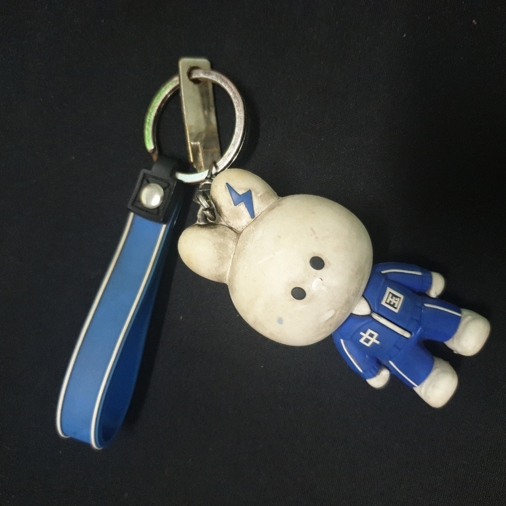 CUTE RABBIT KEYCHAIN